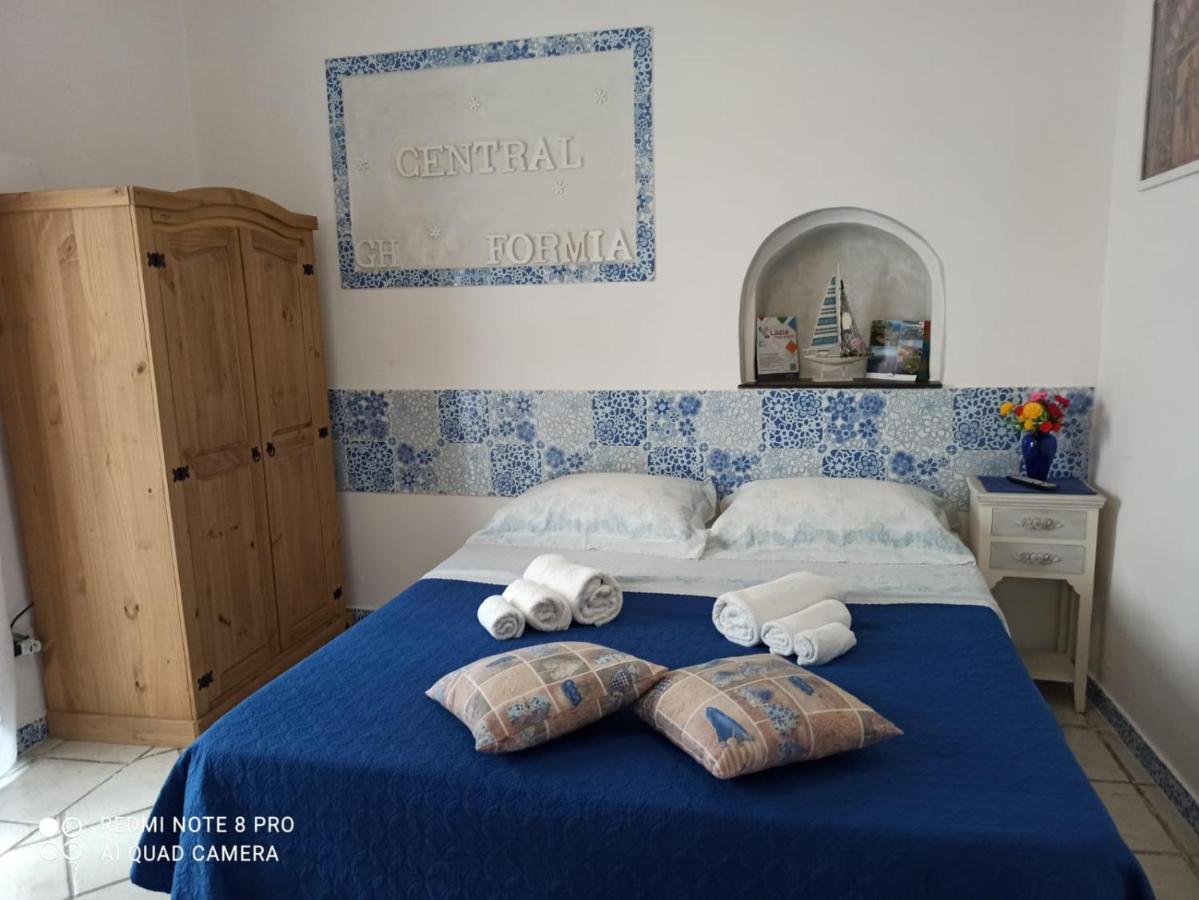 Central Gh Formia Extérieur photo